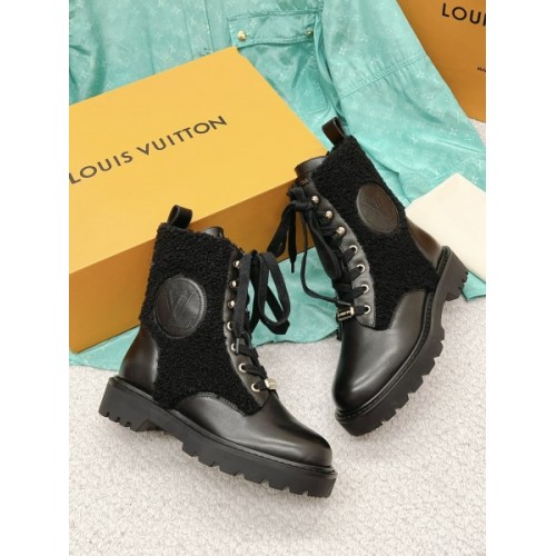 Louis Vuitton Territory Flat ranger black boots