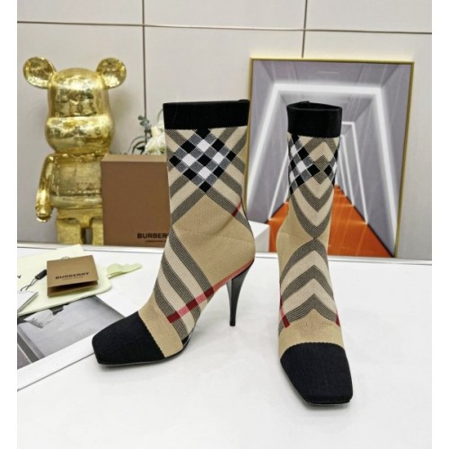 Burberry boots