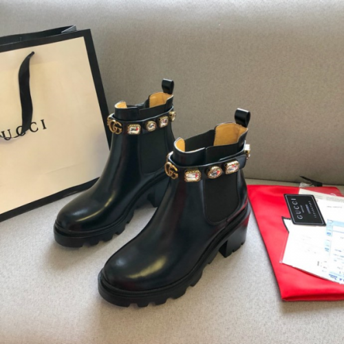 Gucci Leather ankle boot