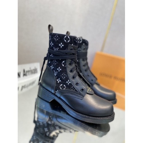 Louis Vuitton black boots 03