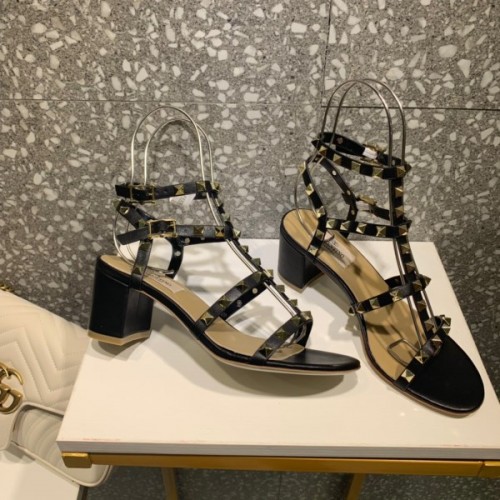 Valentino Garavani Rockstud Black Leather 60mm Sandals