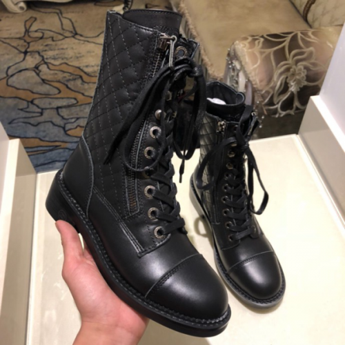 Chanel boots black P290