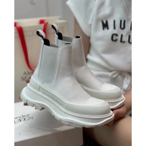 Alexander McQueen Boots Leather in White