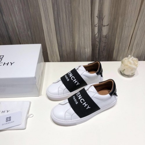 Givenchy Sneakers