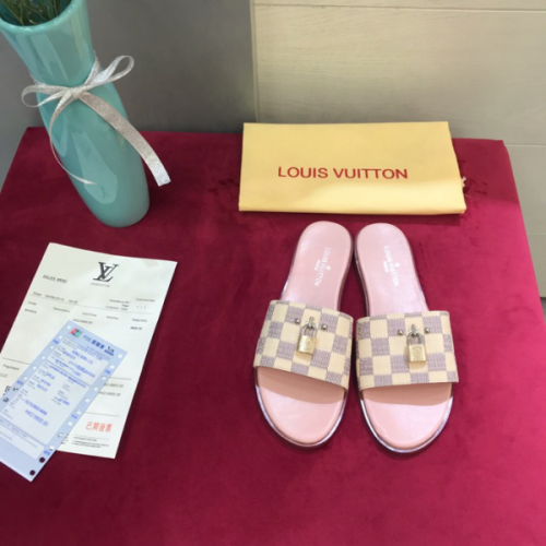 Louis Vuitton slippers