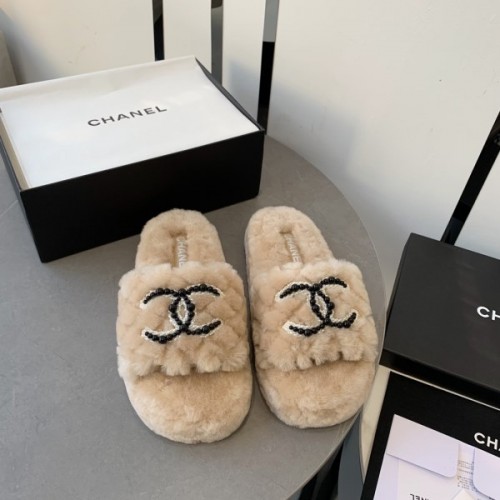 Chanel beige shearling slippers