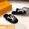 LV Slippers black