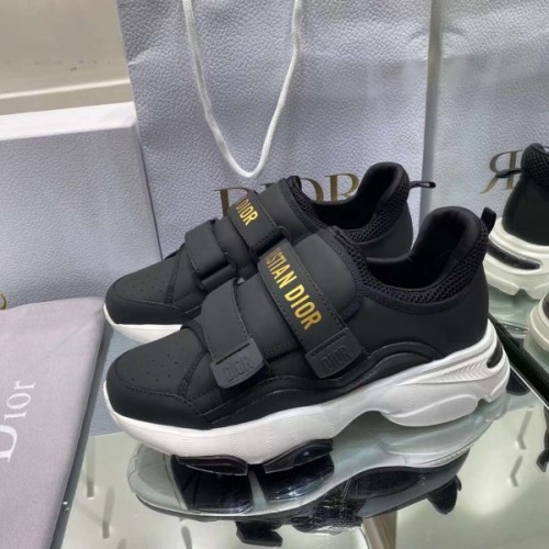 DIOR D-Wander trainers 03