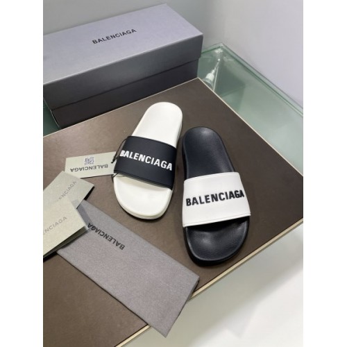 Balenciaga 2 tones black white slippers