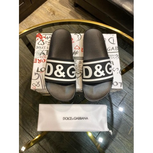 DG unisex slides