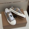 Burberry men shoes 02