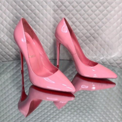 Louboutin pink heel