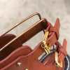 LV Sandals 004