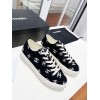 Chanel shoes CC white/black