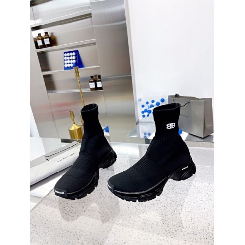 Balenciaga trainer black sneakers 02