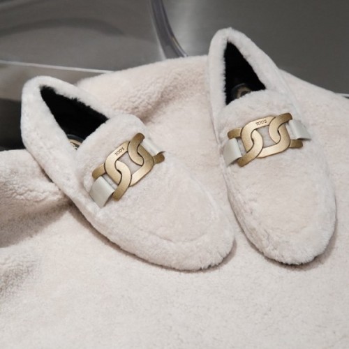 Tods white flats