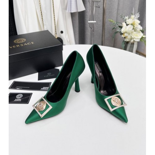 Versace Medusa green pumps