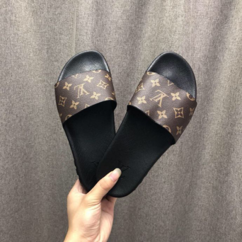 LV Sandals 003