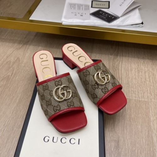 Gucci slippers