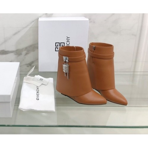 Givenchy Shark brown short boots