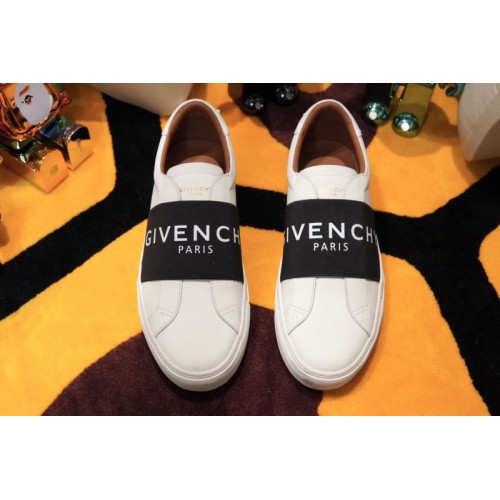 Givenchy Sneakers white