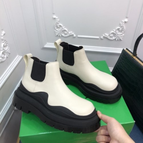 Bottega Veneta Short Boots in Black/ White