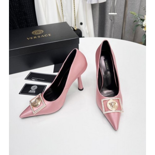 Versace Medusa pink pumps