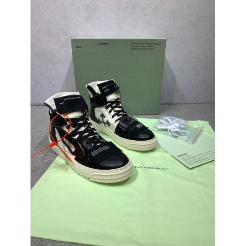 Off-White sneaker